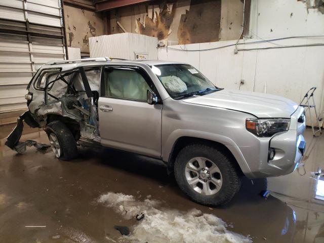 Photo 4 from auction – 2018 TOYOTA 4RUNNER SR with VIN JTEBU5JR2J5515797