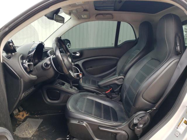 Photo 7 from auction – 2017 SMART FORTWO with VIN WMEFJ9BA6HK226725