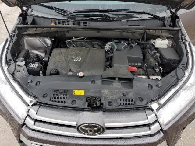 Photo 12 from auction – 2019 TOYOTA HIGHLANDER with VIN 5TDJZRFH5KS581281