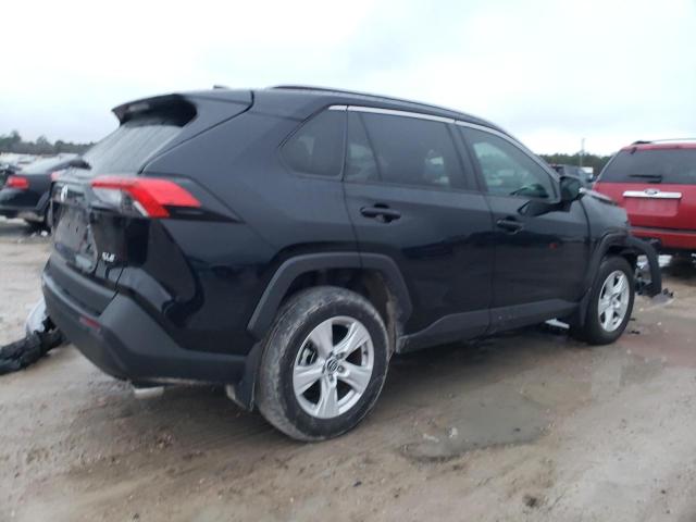 Photo 3 from auction – 2021 TOYOTA RAV4 XLE with VIN 2T3W1RFV0MC093054