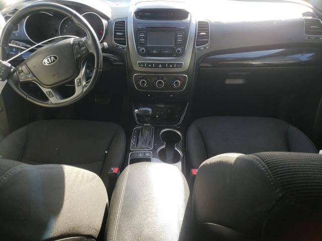 Photo 8 from auction – 2014 KIA SORENTO LX with VIN 5XYKTDA60EG460626