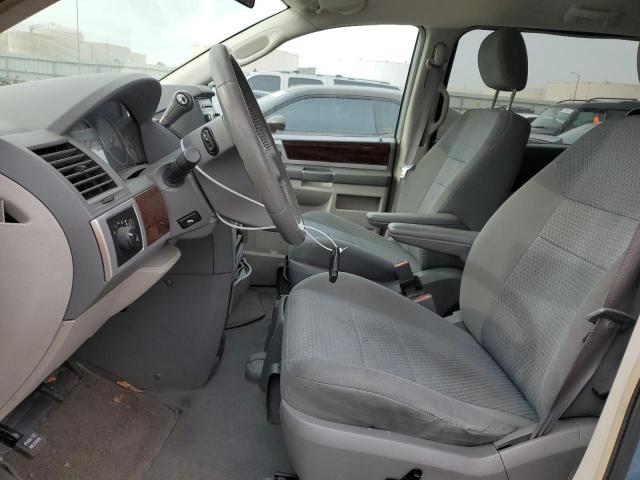 Photo 7 from auction – 2010 CHRYSLER TOWN & COU with VIN 2A4RR5D14AR232602