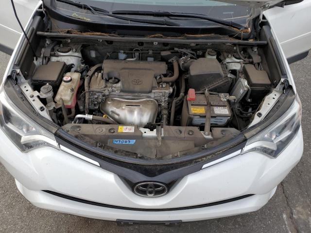 Photo 11 from auction – 2017 TOYOTA RAV4 LE with VIN JTMZFREV1HJ135573