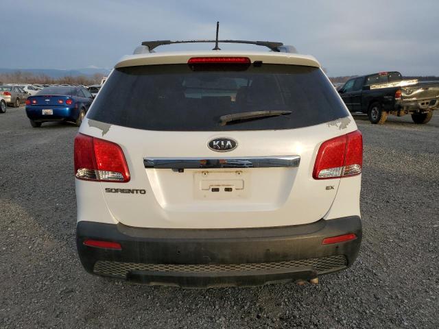 Photo 6 from auction – 2013 KIA SORENTO EX with VIN 5XYKUDA6XDG415477
