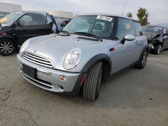 MINI COOPER 2005 with VIN WMWRC335X5TK62845 - Photo from auction