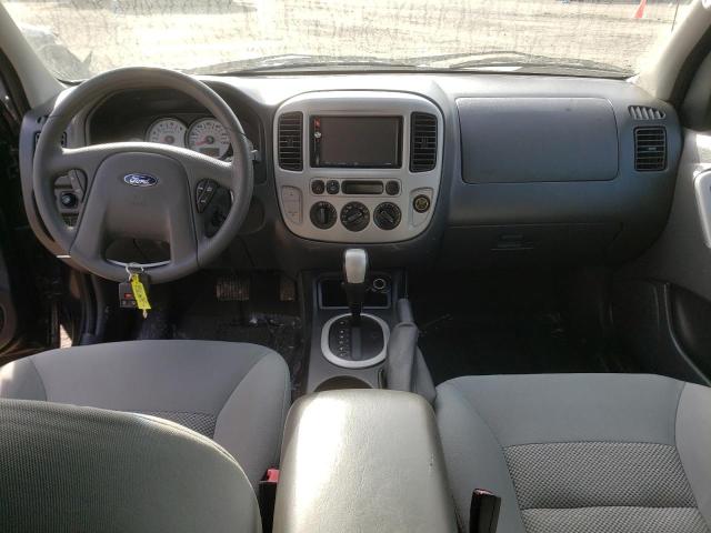 Photo 8 from auction – 2007 FORD ESCAPE XLT with VIN 1FMYU93107KB77934