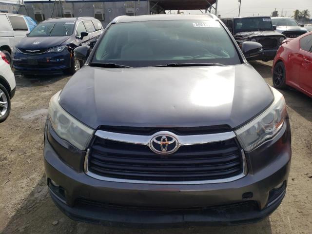 Photo 5 from auction – 2015 TOYOTA HIGHLANDER with VIN 5TDJKRFH7FS214621