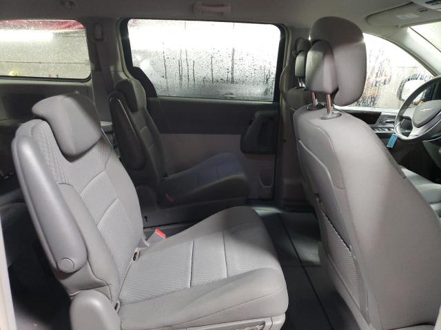 Photo 11 from auction – 2010 CHRYSLER TOWN & COU with VIN 2A4RR5D10AR366135