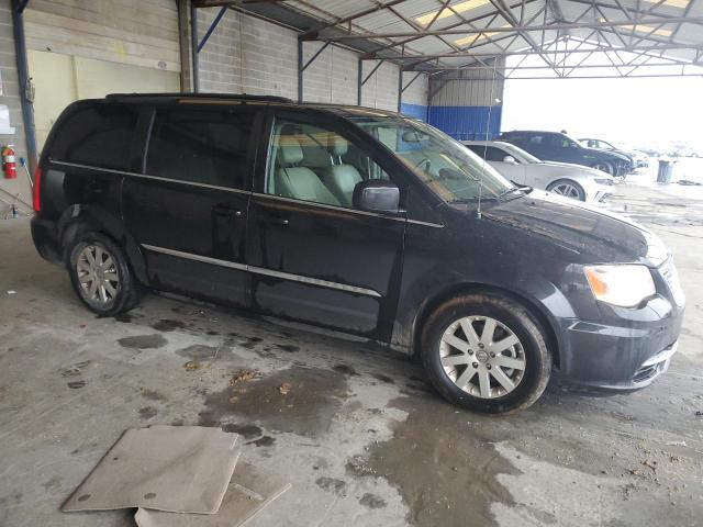 Photo 4 from auction – 2014 CHRYSLER TOWN & COU with VIN 2C4RC1BG8ER455366