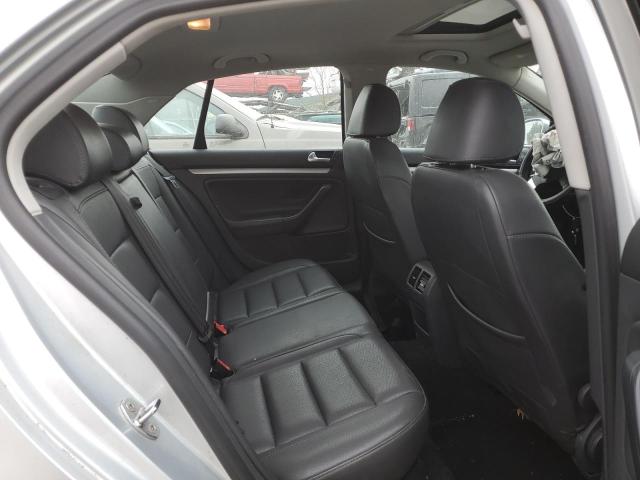 Photo 10 from auction – 2008 VOLKSWAGEN JETTA WOLF with VIN 3VWRJ71K18M154414