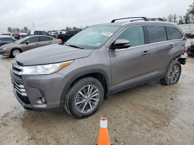 Photo 1 from auction – 2019 TOYOTA HIGHLANDER with VIN 5TDJZRFH5KS581281