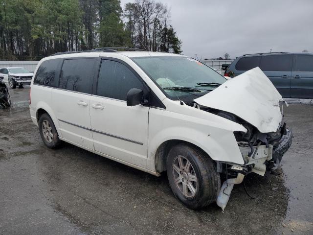 Photo 4 from auction – 2009 CHRYSLER TOWN & COU with VIN 2A8HR54149R550337