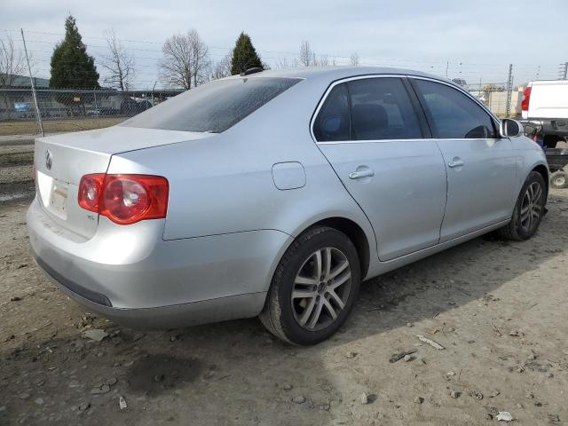 Photo 3 from auction – 2005 VOLKSWAGEN NEW JETTA with VIN 3VWDF71K45M643140