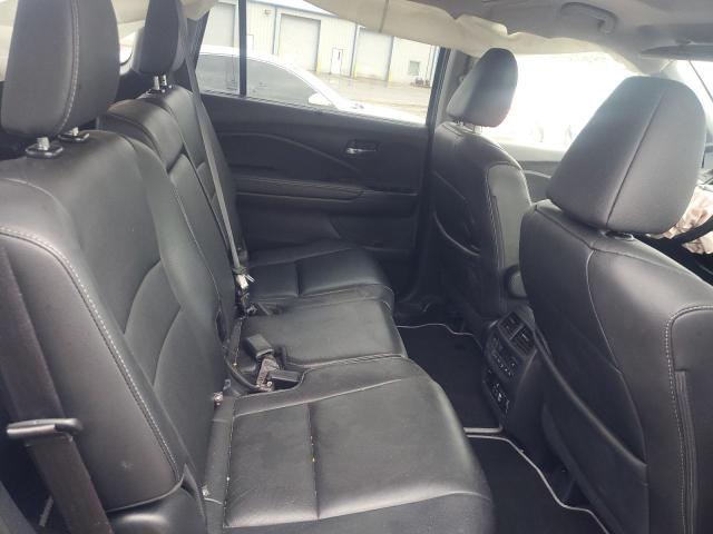 Photo 11 from auction – 2019 HONDA PILOT TOUR with VIN 5FNYF5H90KB026667