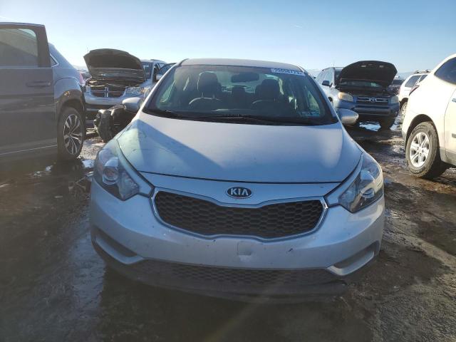Photo 5 from auction – 2015 KIA FORTE LX with VIN KNAFK4A6XF5406875