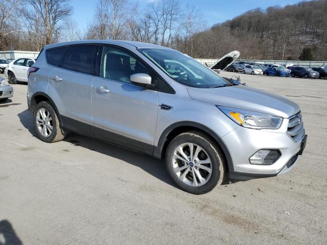 Photo 4 from auction – 2017 FORD ESCAPE SE with VIN 1FMCU9GD2HUD50180