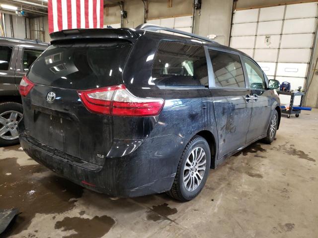 Photo 3 from auction – 2018 TOYOTA SIENNA XLE with VIN 5TDYZ3DC8JS911724