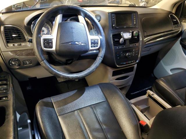 Photo 8 from auction – 2016 CHRYSLER TOWN & COU with VIN 2C4RC1BG2GR280292