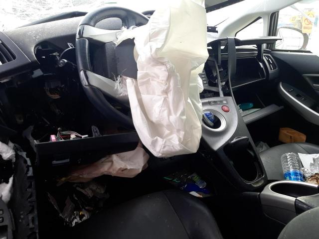 Photo 8 from auction – 2013 TOYOTA PRIUS with VIN JTDKN3DU2D1673056