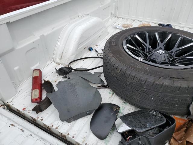 Photo 12 from auction – 2005 GMC NEW SIERRA with VIN 2GTEK19V251332960