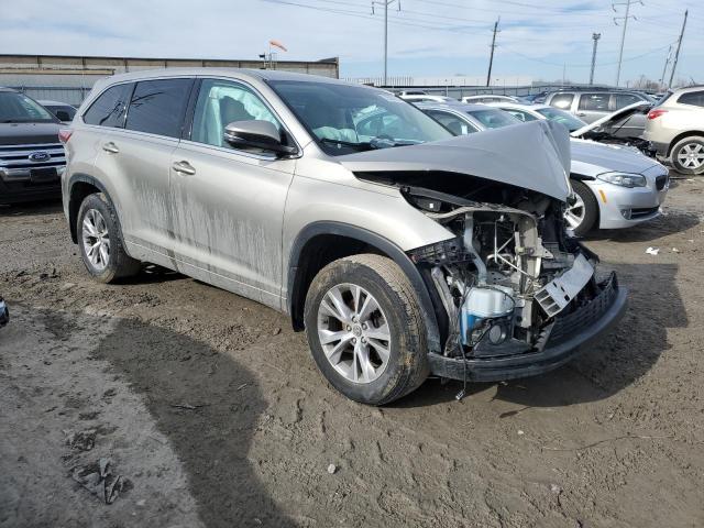 Photo 4 from auction – 2016 TOYOTA HIGHLANDER with VIN 5TDBKRFH1GS343783