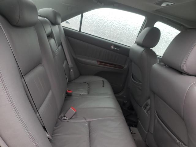 Photo 10 from auction – 2004 TOYOTA CAMRY LE with VIN 4T1BF30K64U571111