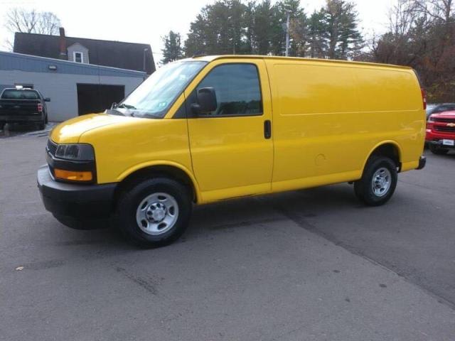 CHEVROLET EXPRESS G2 2019 with VIN 1GCWGAFP2K1338027 - Photo from auction