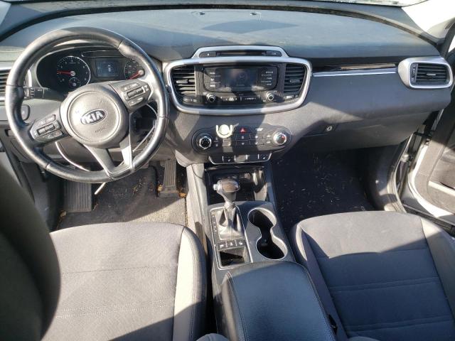 Photo 8 from auction – 2016 KIA SORENTO LX with VIN 5XYPGDA32GG047626