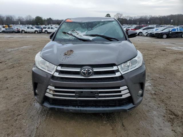 Photo 5 from auction – 2017 TOYOTA HIGHLANDER with VIN 5TDZZRFH5HS190868