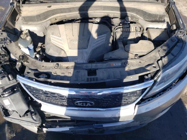 Photo 12 from auction – 2015 KIA SORENTO LX with VIN 5XYKTDA72FG653385