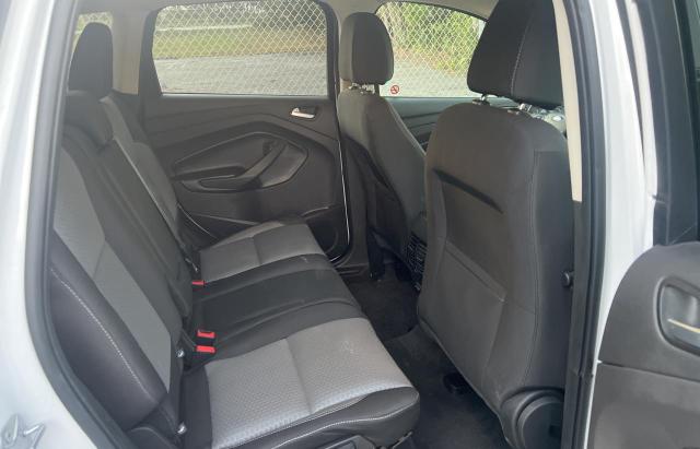 Photo 6 from auction – 2017 FORD ESCAPE SE with VIN 1FMCU0GD8HUC99554