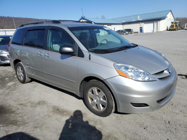 Photo 4 from auction – 2010 TOYOTA SIENNA CE with VIN 5TDKK4CC3AS334621