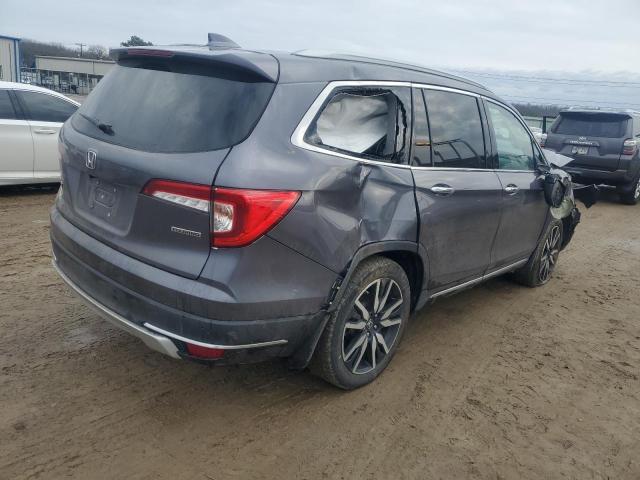 Photo 3 from auction – 2019 HONDA PILOT TOUR with VIN 5FNYF5H90KB026667