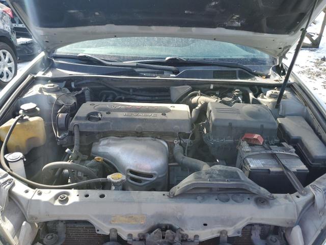 Photo 11 from auction – 2004 TOYOTA CAMRY LE with VIN JTDBE32K740296974