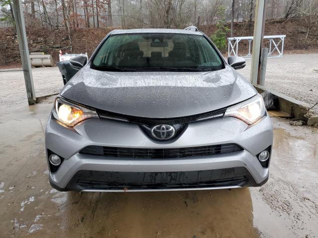 Photo 5 from auction – 2017 TOYOTA RAV4 XLE with VIN 2T3WFREV9HW377709