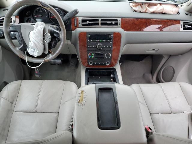 Photo 8 from auction – 2010 CHEVROLET AVALANCHE with VIN 3GNVKFE01AG266420