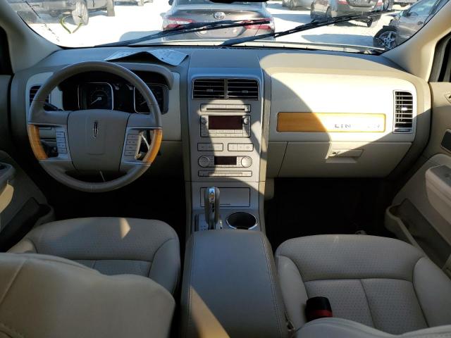 Photo 8 from auction – 2007 LINCOLN MKX with VIN 2LMDU68C27BJ38588