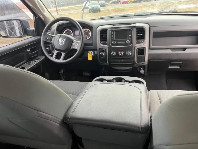Photo 9 from auction – 2017 RAM 1500 ST with VIN 1C6RR6FT4HS511719