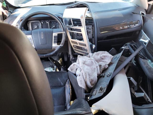 Photo 8 from auction – 2009 LINCOLN MKX with VIN 2LMDU68C09BJ09240