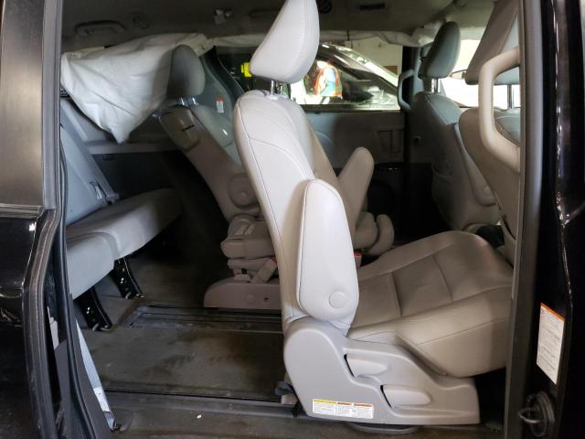 Photo 10 from auction – 2018 TOYOTA SIENNA XLE with VIN 5TDYZ3DC8JS911724