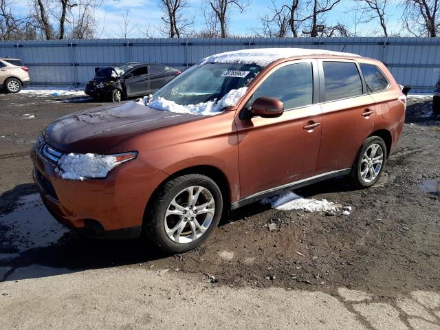 MITSUBISHI OUTLANDER 2014 with VIN JA4AZ3A34EZ008670 - Photo from auction