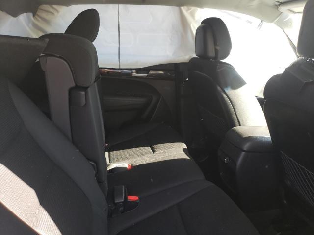 Photo 10 from auction – 2014 KIA SORENTO LX with VIN 5XYKTDA60EG460626