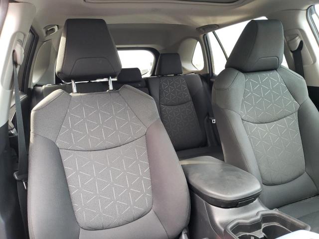 Photo 10 from auction – 2021 TOYOTA RAV4 XLE with VIN 2T3W1RFV5MC147559