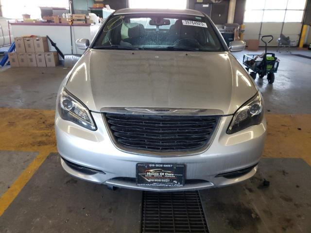 Photo 5 from auction – 2012 CHRYSLER 200 TOURIN with VIN 1C3CCBBG2CN303402