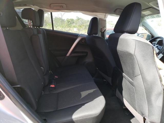 Photo 11 from auction – 2018 TOYOTA RAV4 LE with VIN 2T3ZFREVXJW509010