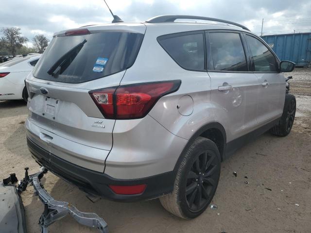Photo 3 from auction – 2019 FORD ESCAPE SE with VIN 1FMCU0GD9KUA90590