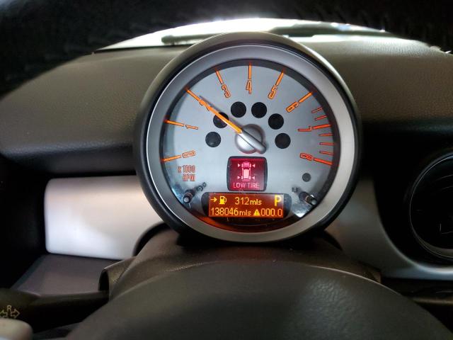 Photo 9 from auction – 2008 MINI COOPER with VIN WMWMF33508TT61311