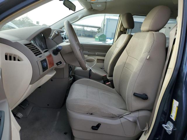 Photo 7 from auction – 2008 CHRYSLER TOWN & COU with VIN 2A8HR44H58R128552