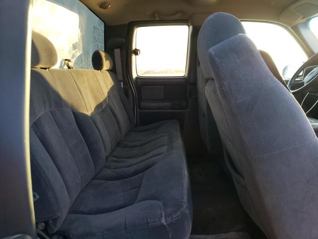 Photo 10 from auction – 2001 CHEVROLET SILVERADO with VIN 2GCEC19T211336867