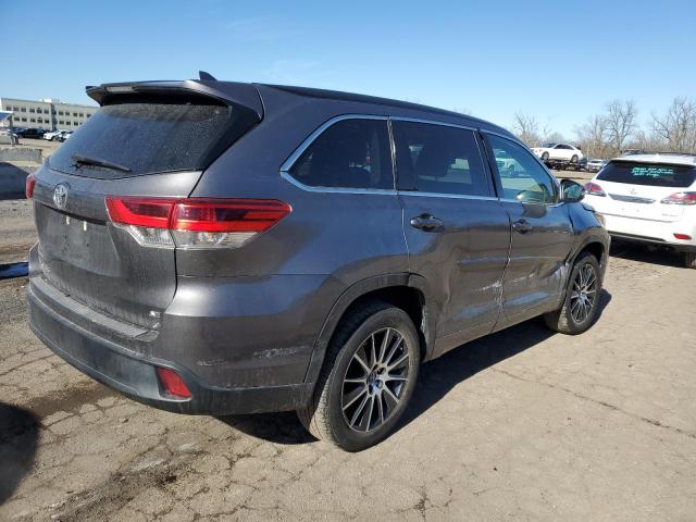 Photo 3 from auction – 2017 TOYOTA HIGHLANDER with VIN 5TDKZRFH9HS188803